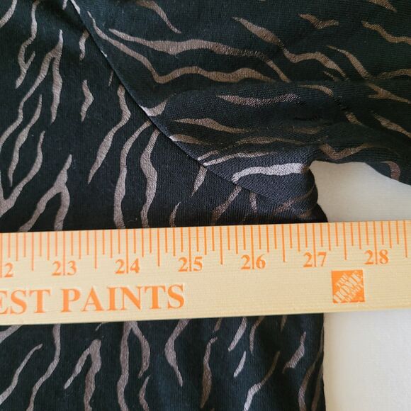 Jane And Delancey Womens Fleece Lined Sweater Plus Size 2x Zebra Print NWOT - Picture 8 of 9